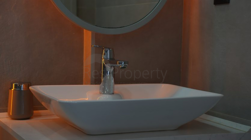 5+1 villa in Doshemealti - Antalya area 