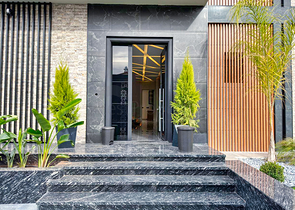 5+1 villa in Doshemealti - Antalya area 