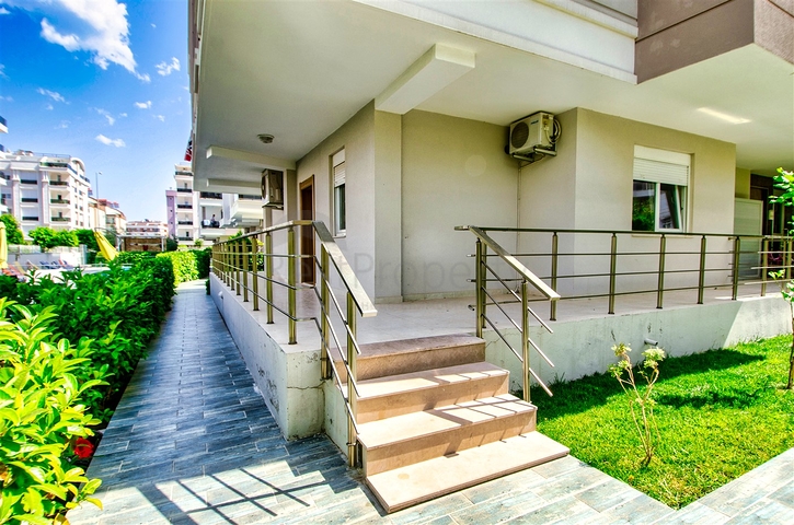 A 2+1 apartment in the Persimmon - Antalya neighborhood 