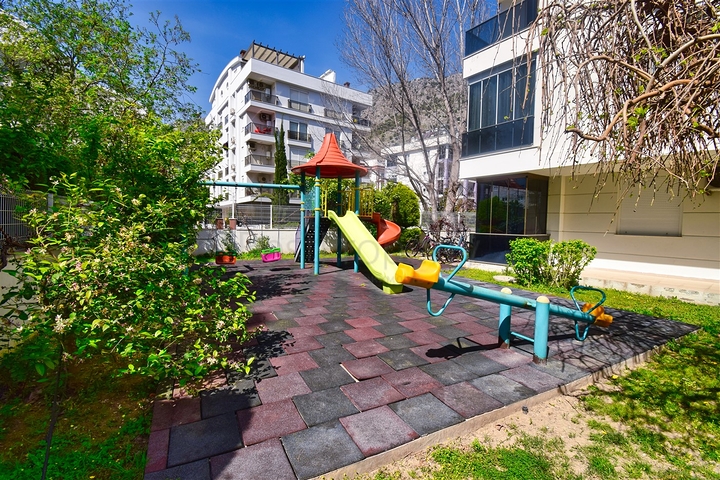 A 2+1 apartment in the Persimmon - Antalya neighborhood 