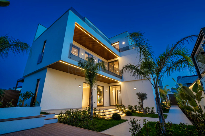 4+2 villa in Altinkale - Antalya neighborhood 