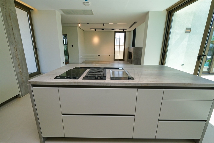 4+2 villa in Altinkale - Antalya neighborhood 