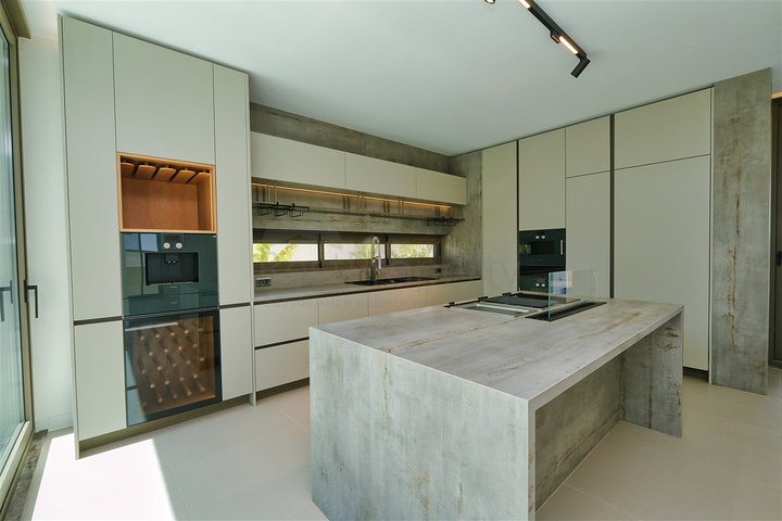 4+2 villa in Altinkale - Antalya neighborhood 