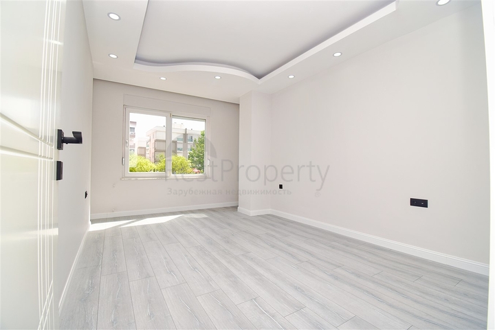 A 3+1 apartment in the Kyzyltoprak - Antalya neighborhood 