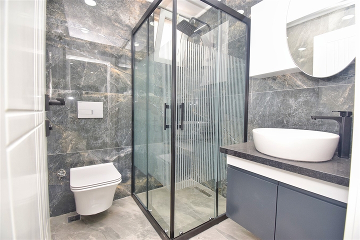 A 3+1 apartment in the Kyzyltoprak - Antalya neighborhood 