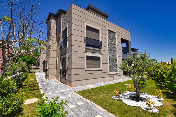 1+1 , 2+1 and 4+1 duplex apartments in Belek Antalya area  1+1 , 2+1 and 4+1 duplex apartments in Belek Antalya area