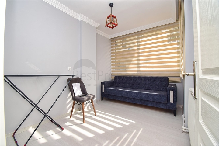 A 2+1 apartment in the Konuksever -Antalya neighborhood