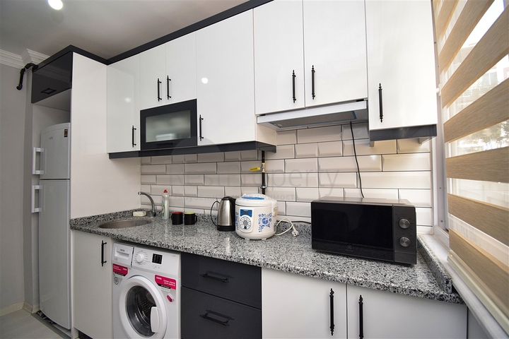 A 2+1 apartment in the Konuksever -Antalya neighborhood