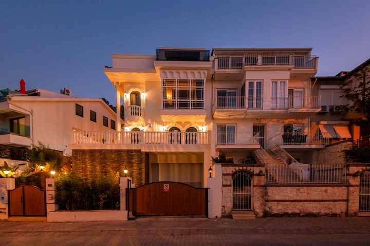 5+1 villa in Fethiye - Antalya area 