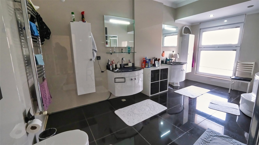 4+1 villa in Doshemealti - Antalya area 