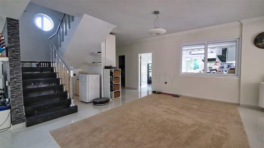 4+1 villa in Doshemealti - Antalya area 