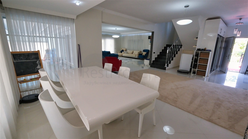 4+1 villa in Doshemealti - Antalya area 