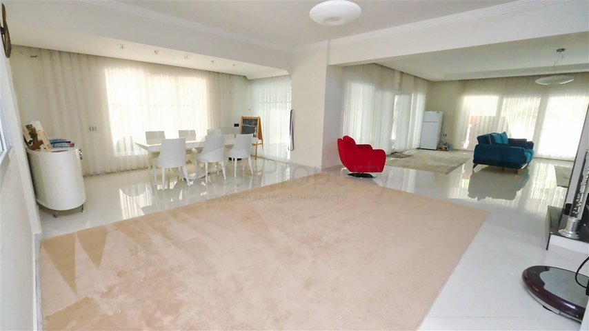 4+1 villa in Doshemealti - Antalya area 