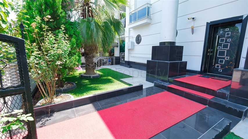 4+1 villa in Doshemealti - Antalya area 