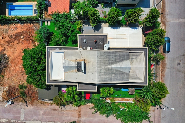 4+1 villa in Doshemealti - Antalya area 