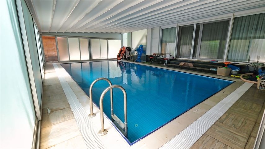 4+1 villa in Doshemealti - Antalya area 