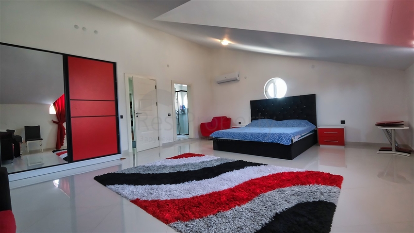 4+1 villa in Doshemealti - Antalya area 