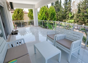 4+1 villa in Doshemealti - Antalya area 