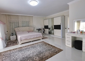 4+1 villa in Doshemealti - Antalya area 
