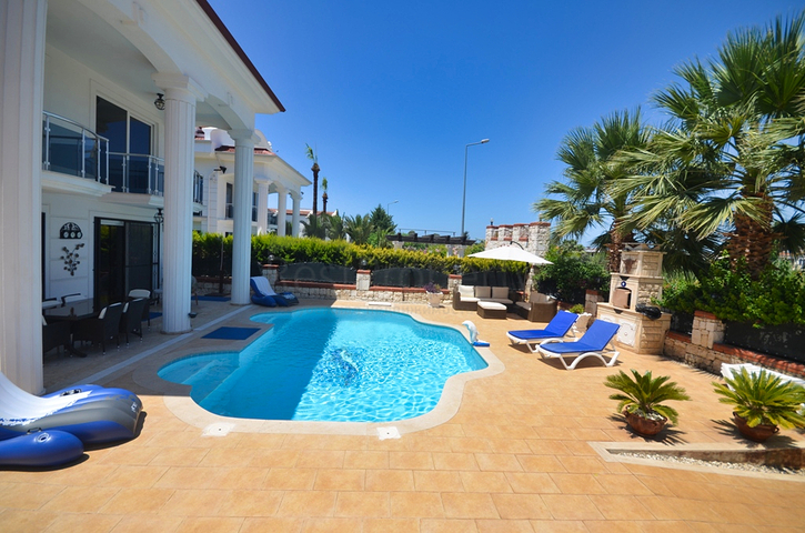 3+1 villa in Fethiye - Antalya area