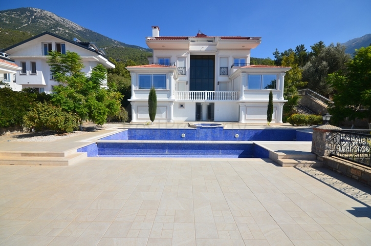 5+1 villa in Fethiye - Antalya area 