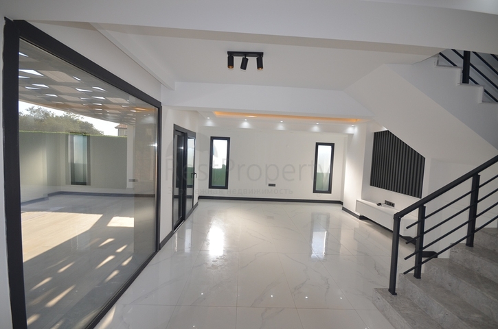 New 3+1 Villa in Fethiye from Owner, 170 m²