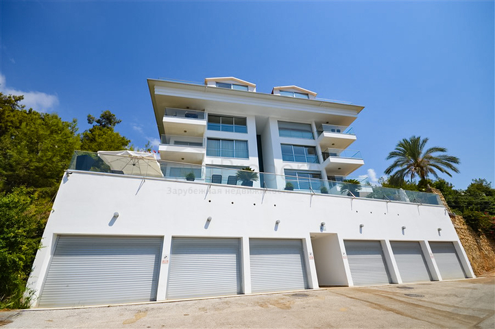 Luxury apartment with view characteristics on the Alanya coast
