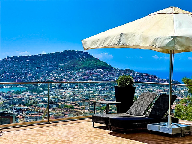 Luxury apartment with view characteristics on the Alanya coast