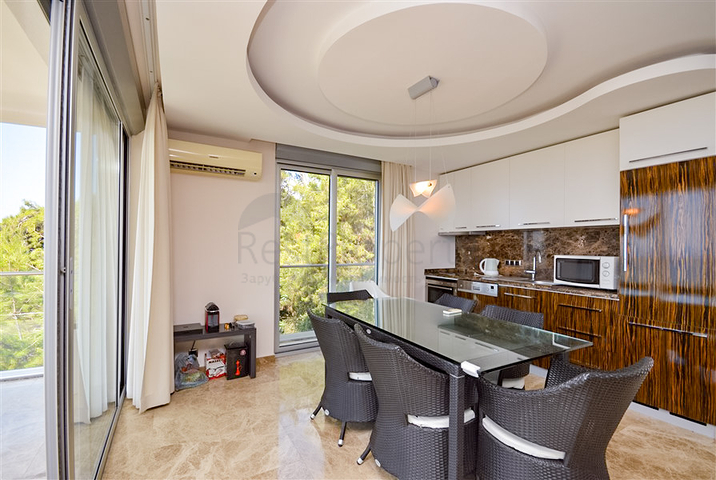 Luxury apartment with view characteristics on the Alanya coast