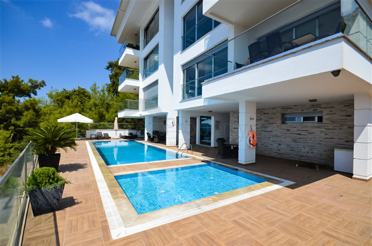 Luxury apartment with view characteristics on the Alanya coast