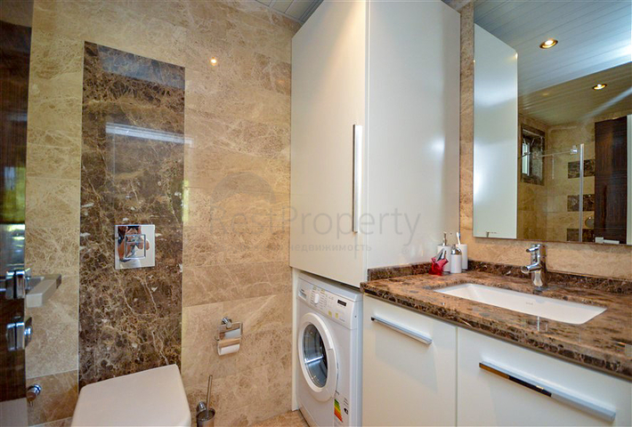 Luxury apartment with view characteristics on the Alanya coast