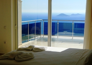 5 bedroom villa in the resort town of Kas