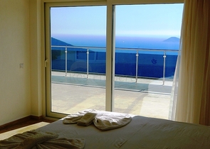 5 bedroom villa in the resort town of Kas