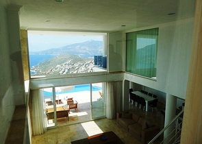 5 bedroom villa in the resort town of Kas