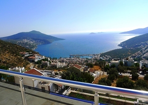 5 bedroom villa in the resort town of Kas
