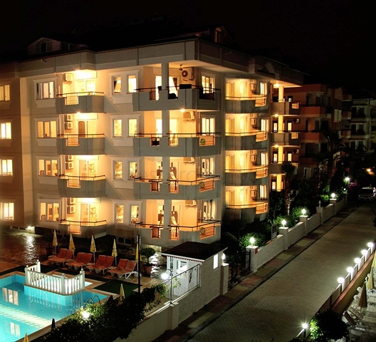 Large 1+1 apartment in the center of Oba district, just 100 meters from the sea 