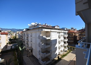 Large 1+1 apartment in the center of Oba district, just 100 meters from the sea 