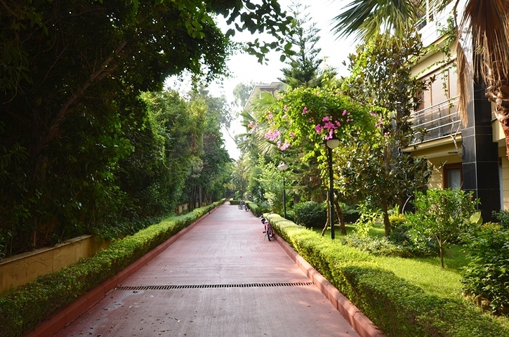 2+1 apartment in a prestigious complex for rent