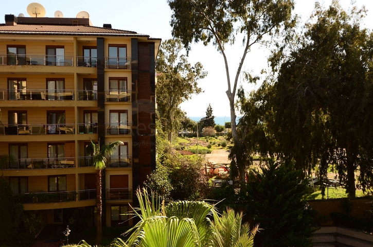 2+1 apartment in a prestigious complex for rent