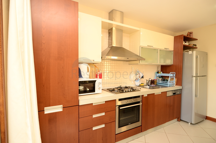 2+1 apartment in a prestigious complex for rent