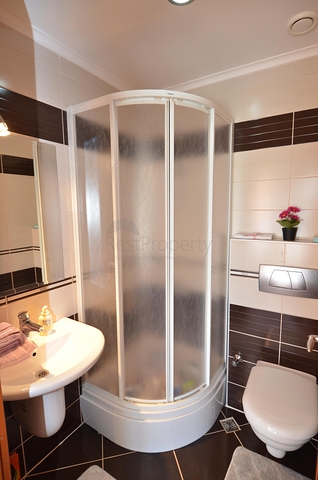 2+1 apartment in a prestigious complex for rent