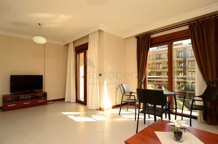 2+1 apartment in a prestigious complex for rent