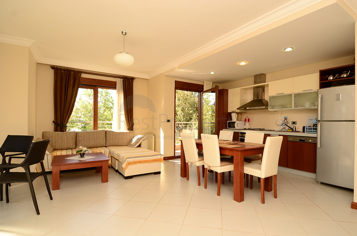 2+1 apartment in a prestigious complex for rent