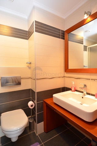 2+1 apartment in a prestigious complex for rent