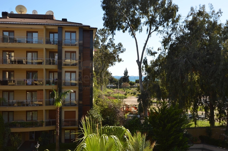 2+1 apartment in a prestigious complex for rent