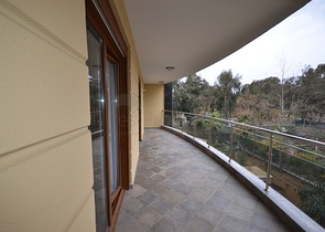 2+1 apartment in a prestigious complex for rent