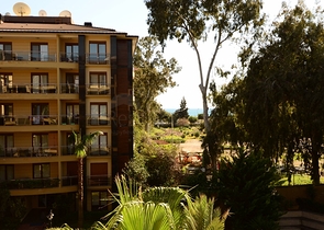 2+1 apartment in a prestigious complex for rent