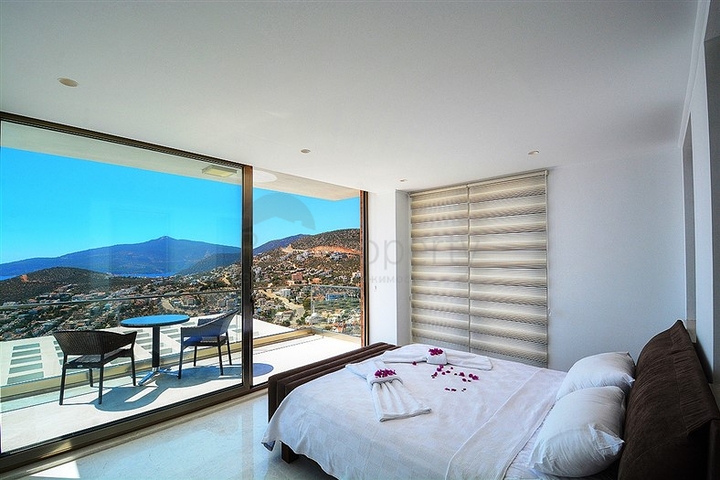 5+1 private villa in Kalkan with sea and island views