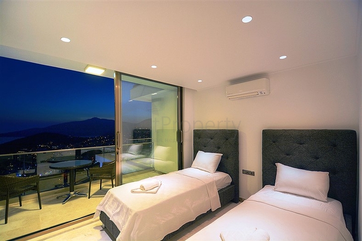 5+1 private villa in Kalkan with sea and island views