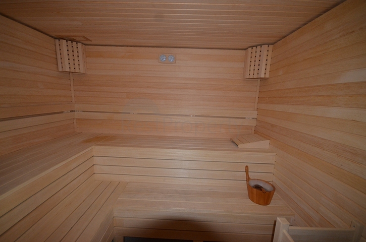 Studio apartment in the famous Orion Garden complex for rent